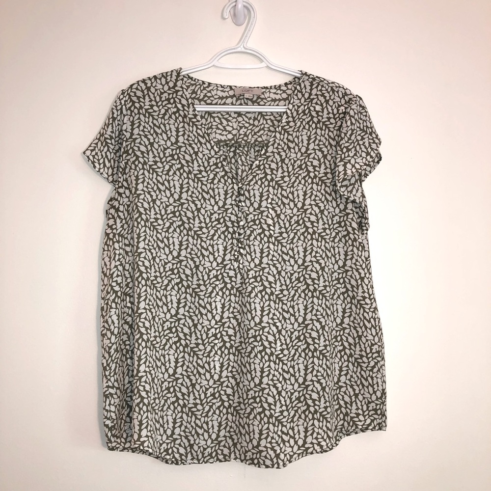 LOFT short-sleeved blouse—L